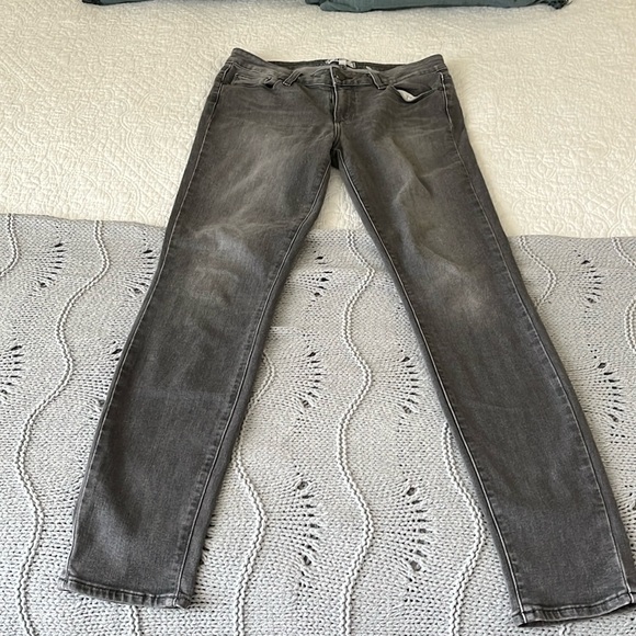 PAIGE Denim - Paige verdugo ultra skinny gray jeans